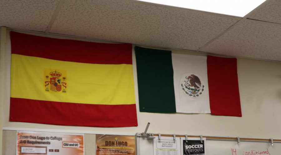 The+flags+of+Spain+and+Mexico+are+hung+up+in+one+of+the+Spanish+classrooms%2C+Sr.+Machuca.+A+majority+of+the+demographics+that+make+up+Don+Lugo+are+Latino+and%2For+Hispanic.