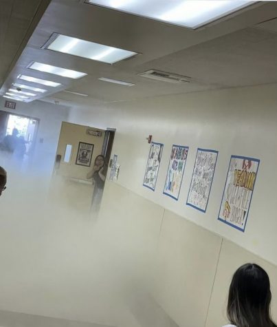 There is a thick smoke-like haze quickly filling up the hallway as a student peers out of the door with a shocked expression. I knew I had to move, and my first instinct was to get as far away as possible. And thats when I had to cover my mouth because it was everywhere and made it hard to breathe, exclaimed Angel Ocon.