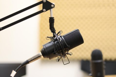 A picture of a microphone used in Quest News podcast (Lets Be Honest).